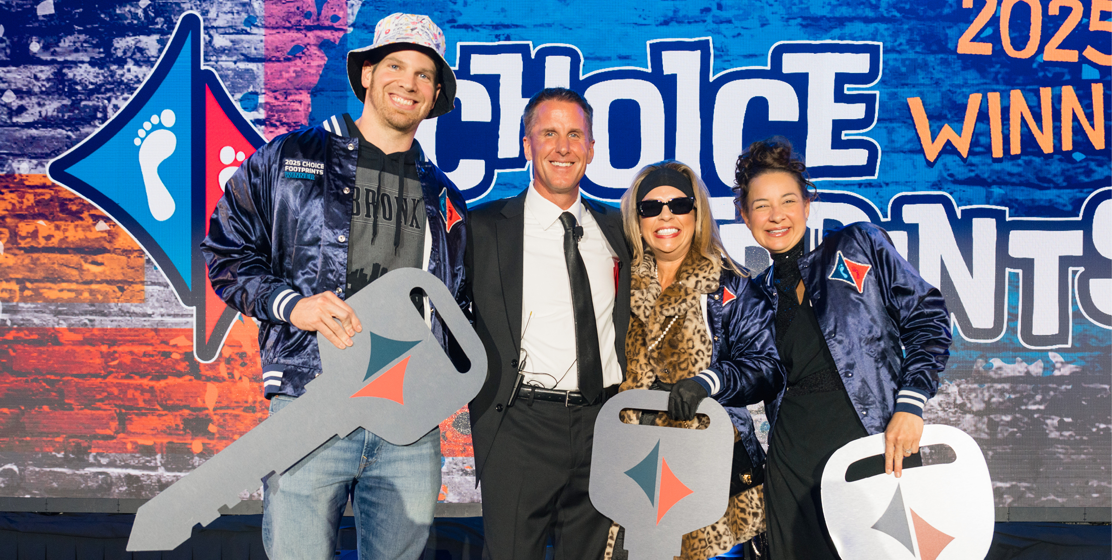 footprints winners photo